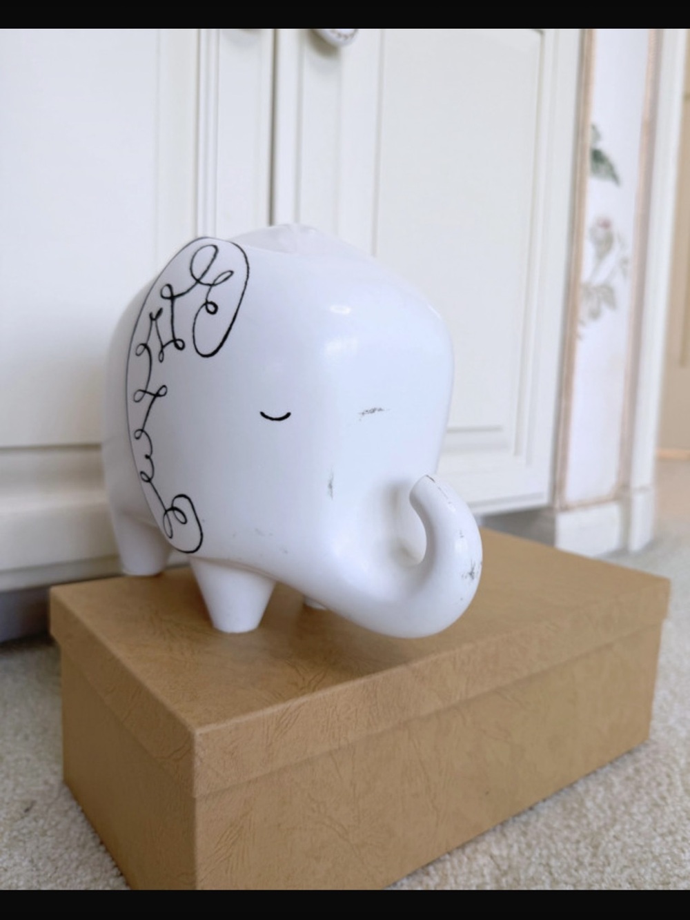 Kate Spade x Lenox White Ceramic Elephant Figurine Piggy Bank Collectible - Picture 6 of 7